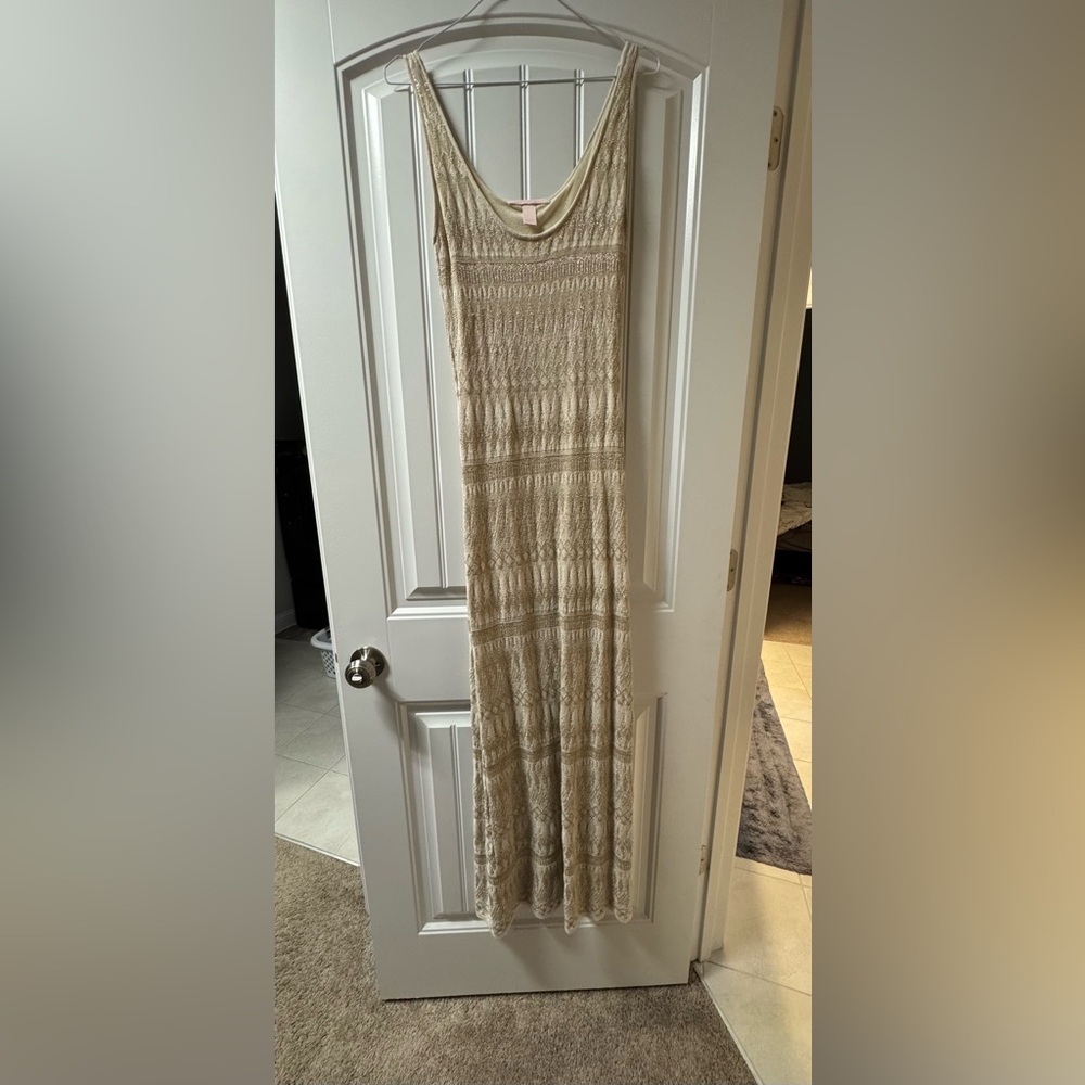 Elegant Cream Maxi Dress